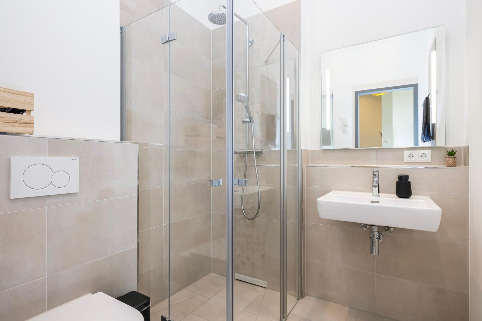 Mayhome - Das Strandloft Schoenes Studioapartment Mit Balkon, Kueche Und Tiefgarage - Sauna Und Fitness Direkt Nebenan Κέμνιτς Εξωτερικό φωτογραφία