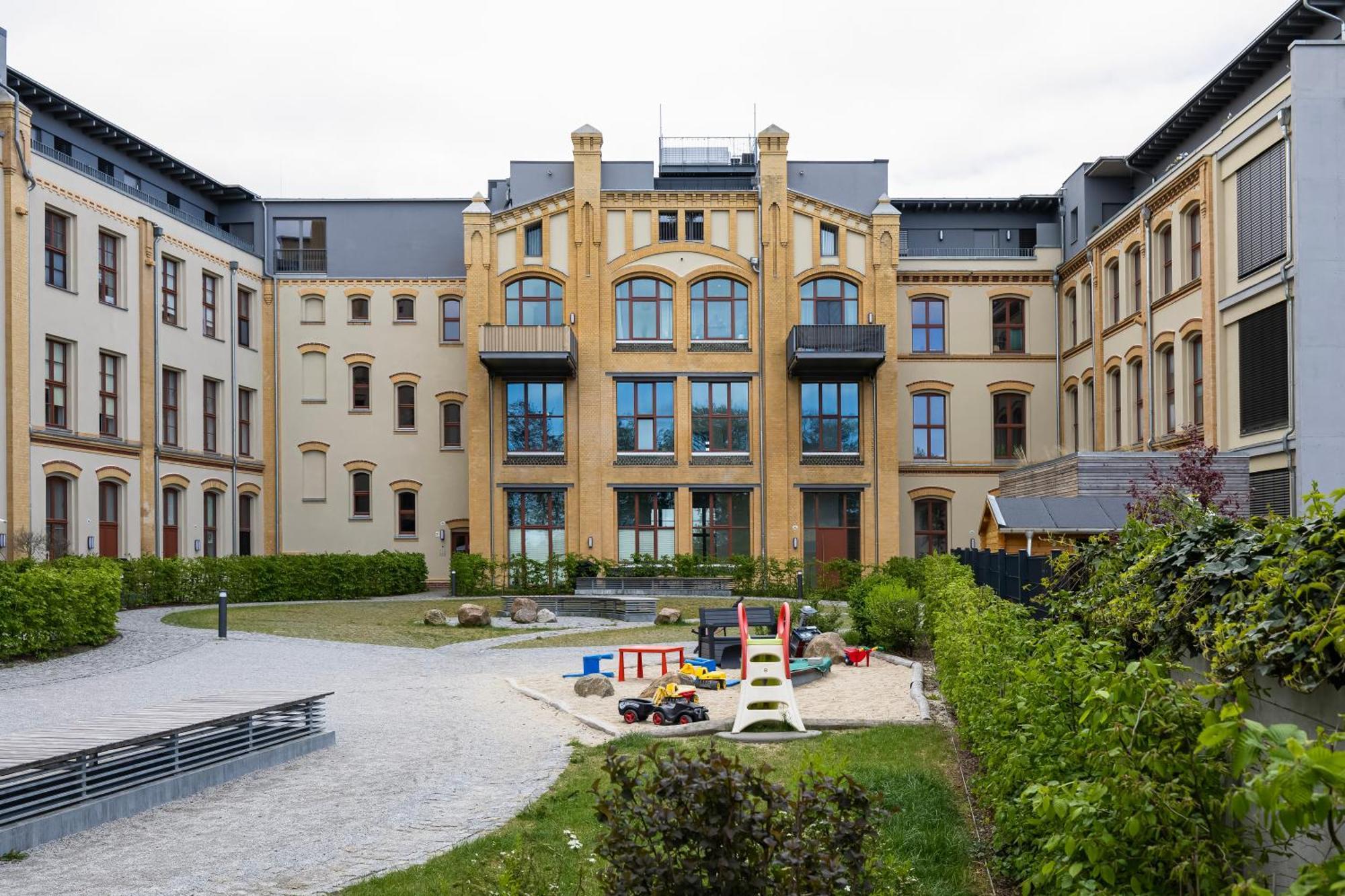Mayhome - Das Strandloft Schoenes Studioapartment Mit Balkon, Kueche Und Tiefgarage - Sauna Und Fitness Direkt Nebenan Κέμνιτς Εξωτερικό φωτογραφία